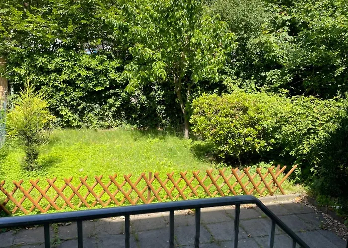 Apartment Mit Garten & Parkplaetzen