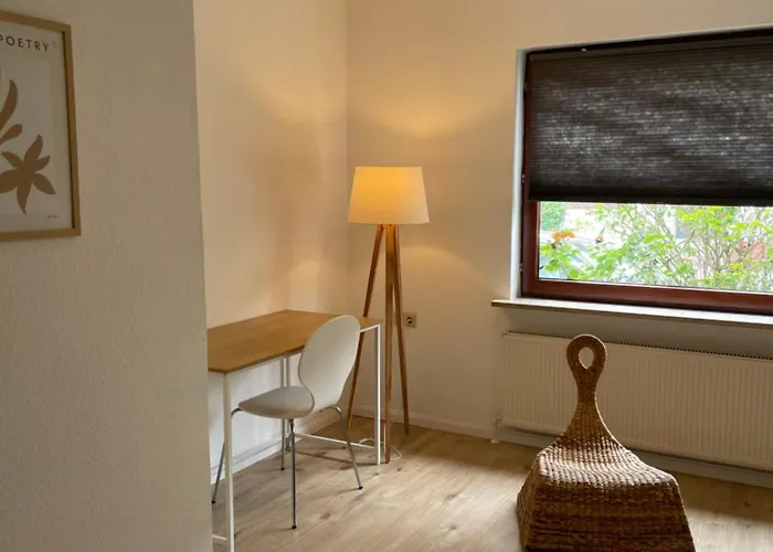 Apartment Mit Garten & Parkplaetzen *