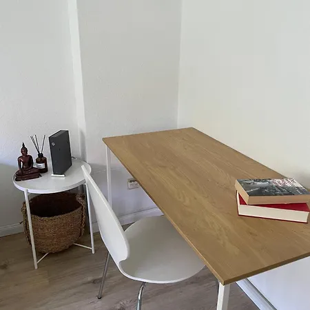 Mit Garten & Parkplaetzen Апартаменты *